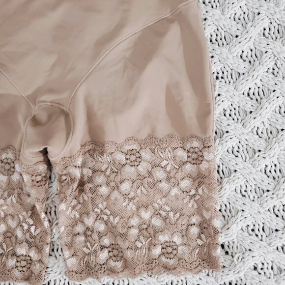 JOYSHAPER High-Waisted Lace Shapewear Shorts- New Without Tags - Picture 13 of 16